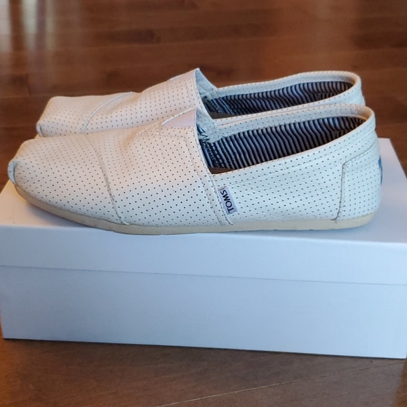 Leather TOMS 🌞 - Picture 3 of 7